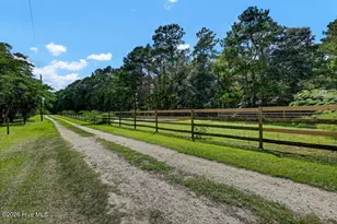 770 Bridal Crk Dr, Burgaw, NC 28425 - Photo 3