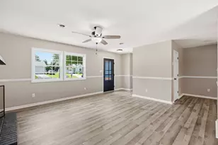 210 Spring Dr, Jacksonville, NC 28540 - Photo 7