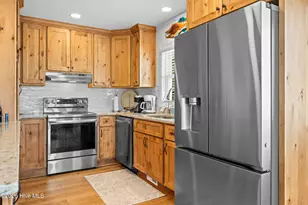 104 Bluewater Dr, Emerald Isle, NC 28594 - Photo 9
