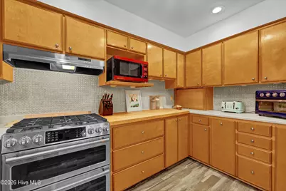 104 Boryk Avenue, Topsail Beach, NC 28445 - Photo 31