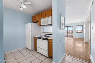 302 Canal Dr, Carolina Beach, NC 28428 - Photo 7
