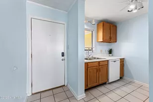 302 Canal Dr, Carolina Beach, NC 28428 - Photo 9