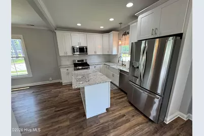 702 N Charlotte Street, Washington, NC 27889 - Photo 9