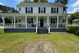 702 N Charlotte St, Washington, NC 27889 - Photo 3