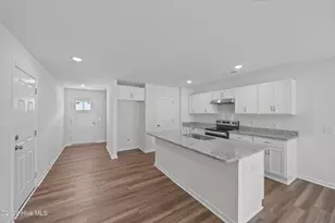 870 Plymouth Rd, Boiling Spring Lakes, NC 28461 - Photo 11