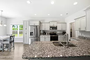 80 Forsyth Ln, Rocky Point, NC 28457 - Photo 11