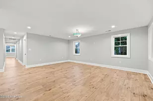 2609 Arendell St, Morehead City, NC 28557 - Photo 17