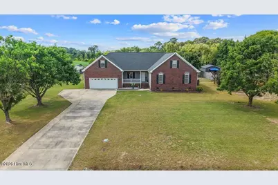105 Pointe Drive, La Grange, NC 28551 - Photo 1