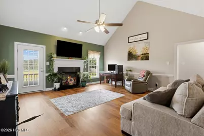105 Pointe Drive, La Grange, NC 28551 - Photo 27