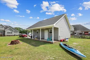 105 Pointe Dr, La Grange, NC 28551 - Photo 9