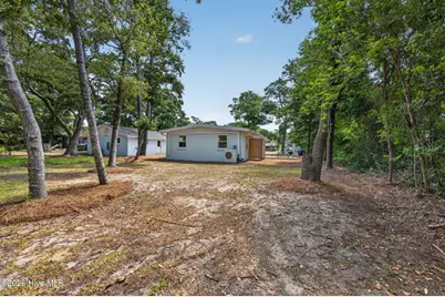105 SE 76th Street, Oak Island, NC 28465 - Photo 23