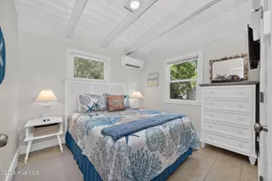 105 SE 76th St, Oak Island, NC 28465 - Photo 19