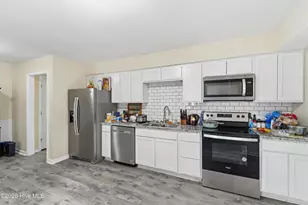 220 Edgewood Dr, Jacksonville, NC 28546 - Photo 15