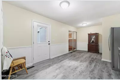 220 Edgewood Drive, Jacksonville, NC 28546 - Photo 17
