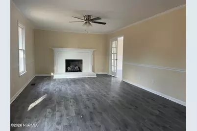 220 Edgewood Drive, Jacksonville, NC 28546 - Photo 7