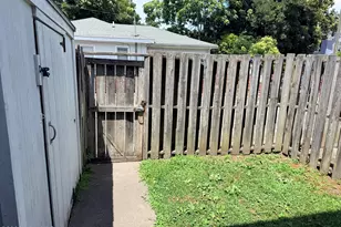 608 W Church St, Elizabeth City, NC 27909 - Photo 17