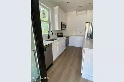 361 Sunset Road, Southport, NC 28461 - Photo 5
