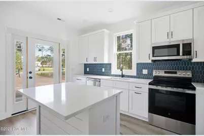 361 Sunset Road, Southport, NC 28461 - Photo 7