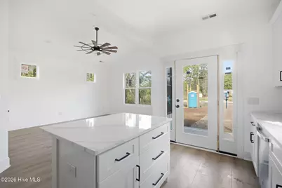 361 Sunset Road, Southport, NC 28461 - Photo 9