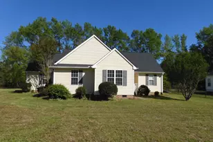 400 Wesley Dr, Goldsboro, NC 27534 - Photo 1