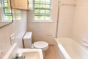304 W 2nd St, Robersonville, NC 27871 - Photo 13