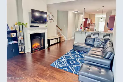 1807 Fox Den Way #6, Greenville, NC 27858 - Photo 7