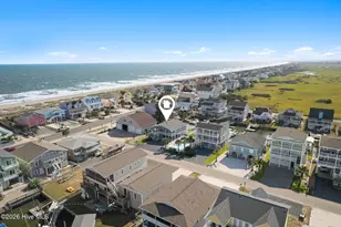 105 Starfish Dr, Holden Beach, NC 28462 - Photo 3