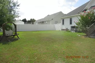 726 E Main St, Winterville, NC 28590 - Photo 15