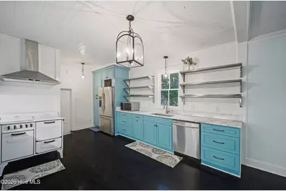 205 W Church Street, Edenton, NC 27932 - Photo 15