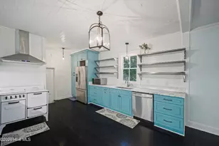 205 W Church St, Edenton, NC 27932 - Photo 15
