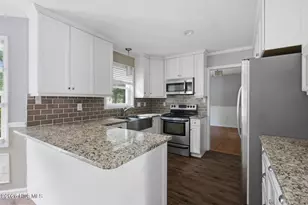 106 Broken Oak Ct, Jacksonville, NC 28540 - Photo 9