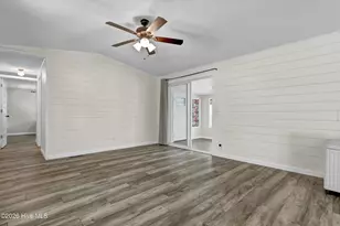 714 Cedar Ave, Hampstead, NC 28443 - Photo 17