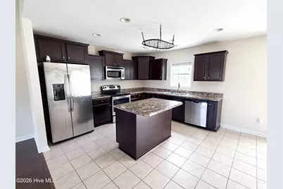 209 Imperial Lane, Jacksonville, NC 28546 - Photo 7
