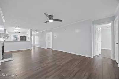1823 Savannah Court #B3, Wilmington, NC 28403 - Photo 17