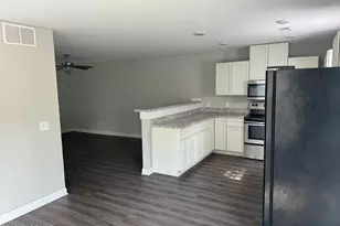 210 Jordan Ln, Wilmington, NC 28403 - Photo 11
