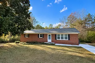 201 Shaw Rd, Hamlet, NC 28345 - Photo 1
