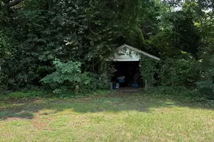 215 E Church St, Edenton, NC 27932 - Photo 3