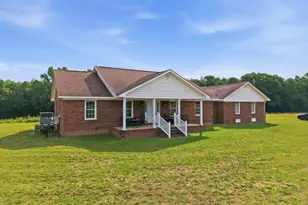 405 Pittman Town Rd, Scotland Neck, NC 27874 - Photo 3