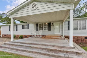 201 Blue Fan St, Surf City, NC 28445 - Photo 3