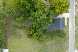 309 Stetson St, Clinton, NC 28328 - Photo 31
