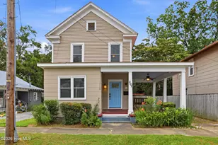 307 Avenue B, New Bern, NC 28560 - Photo 1