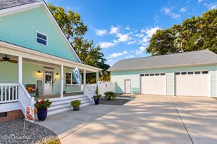 2008 E Oak Island Dr, Oak Island, NC 28465 - Photo 5