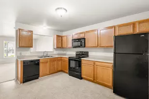 403 Springwood Dr, Jacksonville, NC 28546 - Photo 13