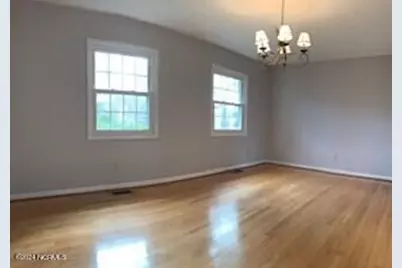 100 Allen Place, Jacksonville, NC 28546 - Photo 11