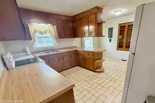 606 Darden Dr, Kinston, NC 28504 - Photo 15