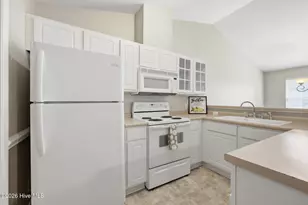 2225 Locksley Woods Dr, Greenville, NC 27858 - Photo 9