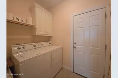 3725 Ashcroft Drive, Winterville, NC 28590 - Photo 7