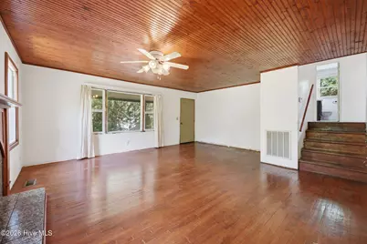 632 E Ocean Road, Holly Ridge, NC 28445 - Photo 5