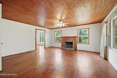 632 E Ocean Road, Holly Ridge, NC 28445 - Photo 3