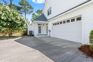 728 Surrey Ct, Sunset Beach, NC 28468 - Photo 5